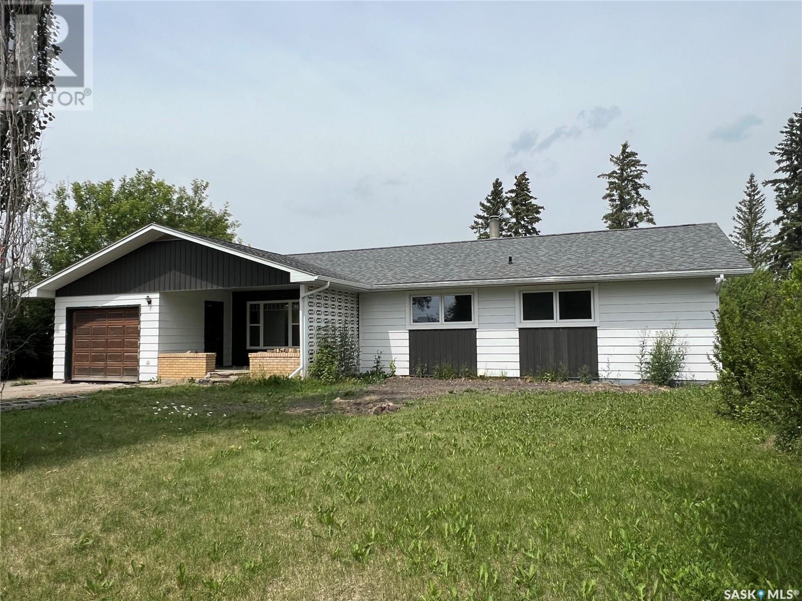 Property at 404 Swaan STREET image 1