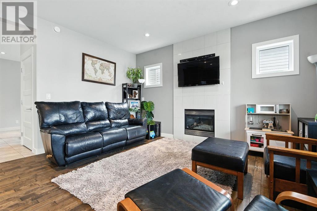 Property at 7 Vancouver Crescent image 4