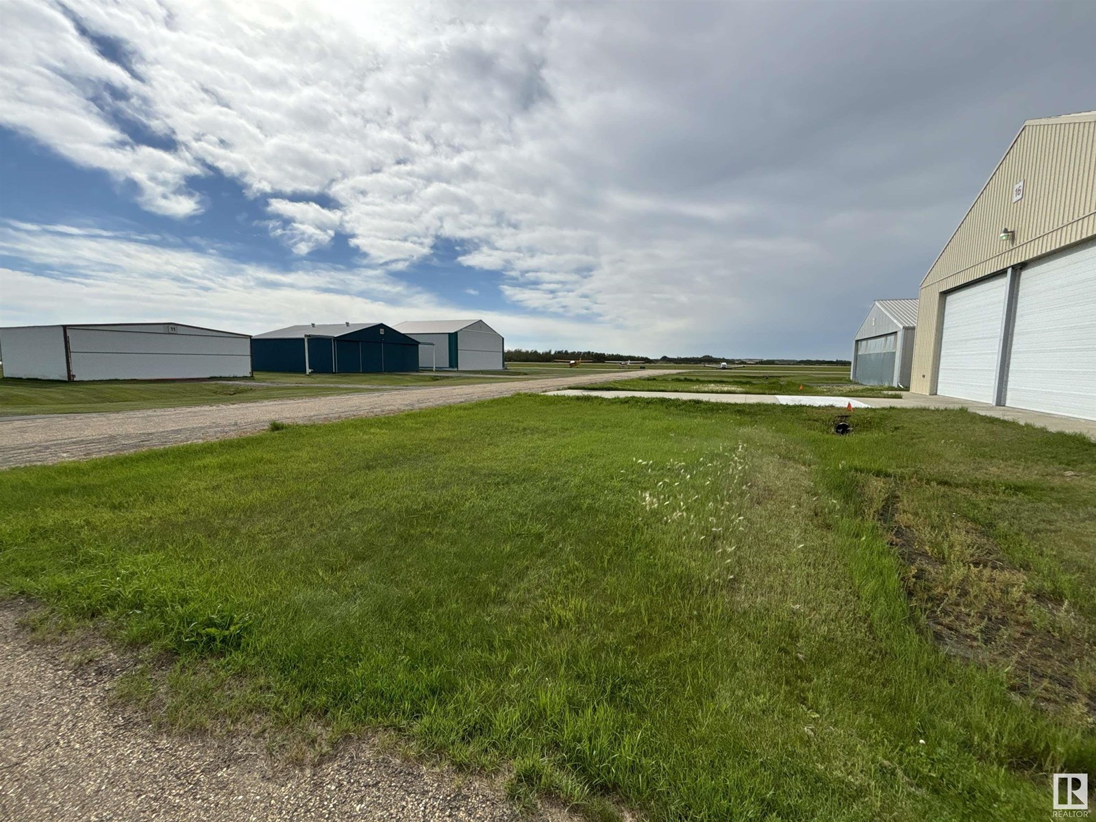 Aerodome Rr 214, Josephburg, Alberta  T8L 4B9 - Photo 3 - E4433827