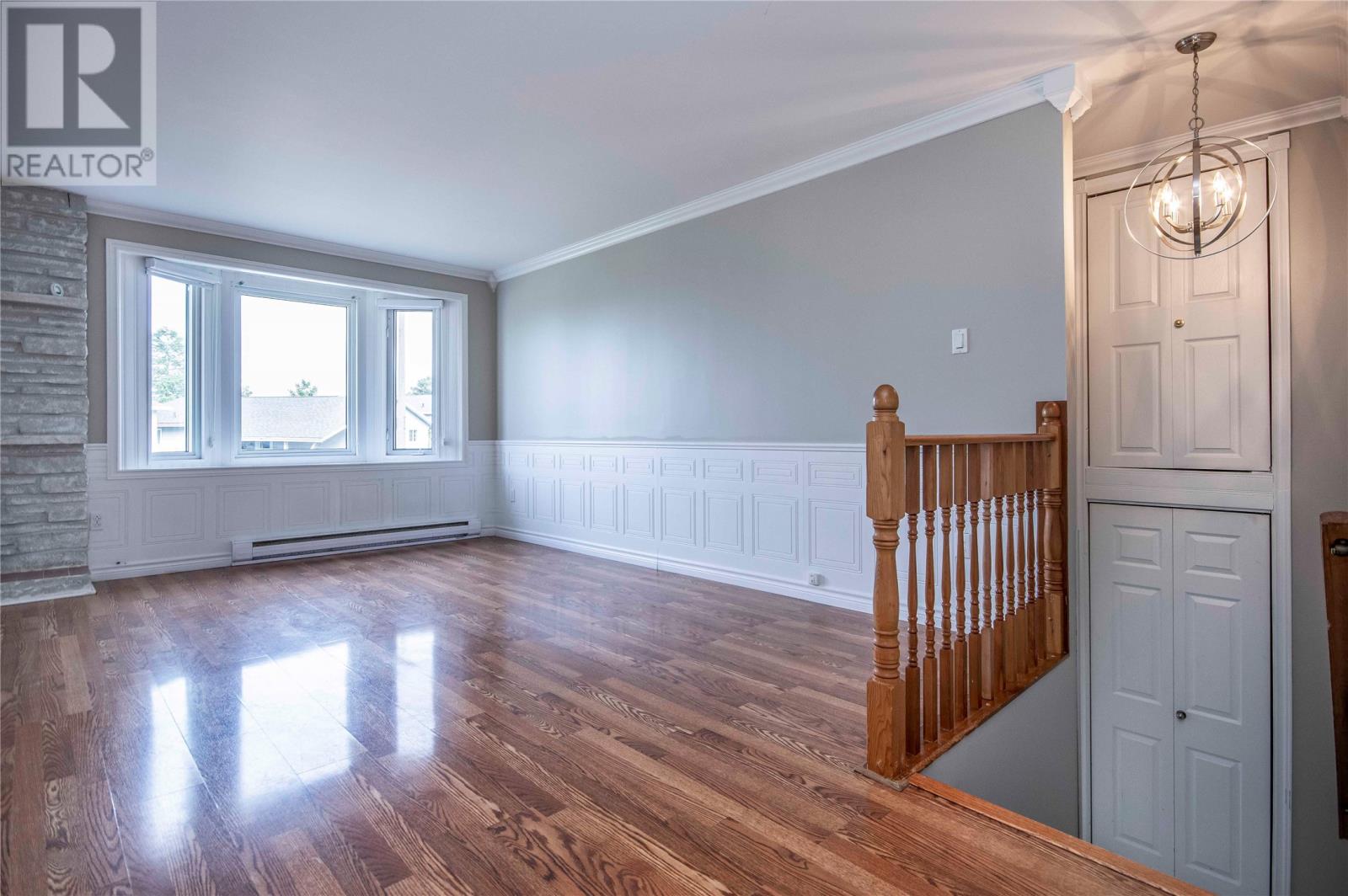 Property at 12 Hounsell Avenue image 5