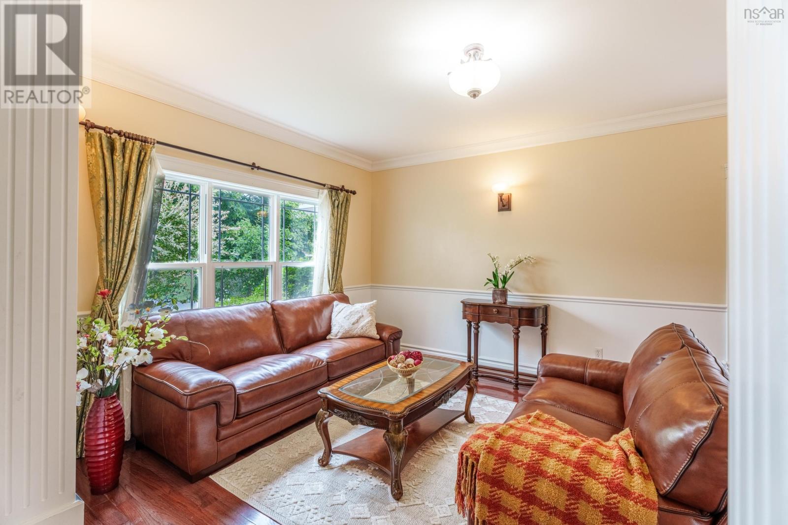 Property at 167 Ravines Drive image 4