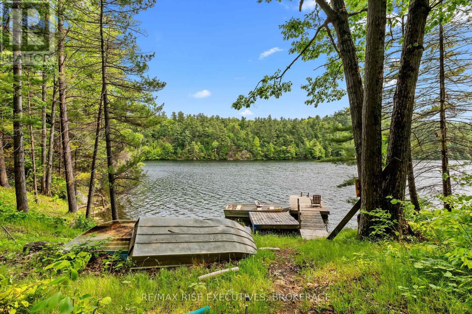 252 Dean Island Road, Rideau Lakes, Ontario  K0G 1E0 - Photo 44 - X12210064