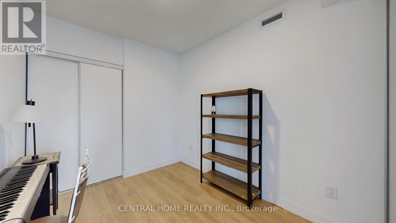 626 - 1100 Sheppard Avenue W, Toronto, Ontario  M3A 0G8 - Photo 21 - W12279476