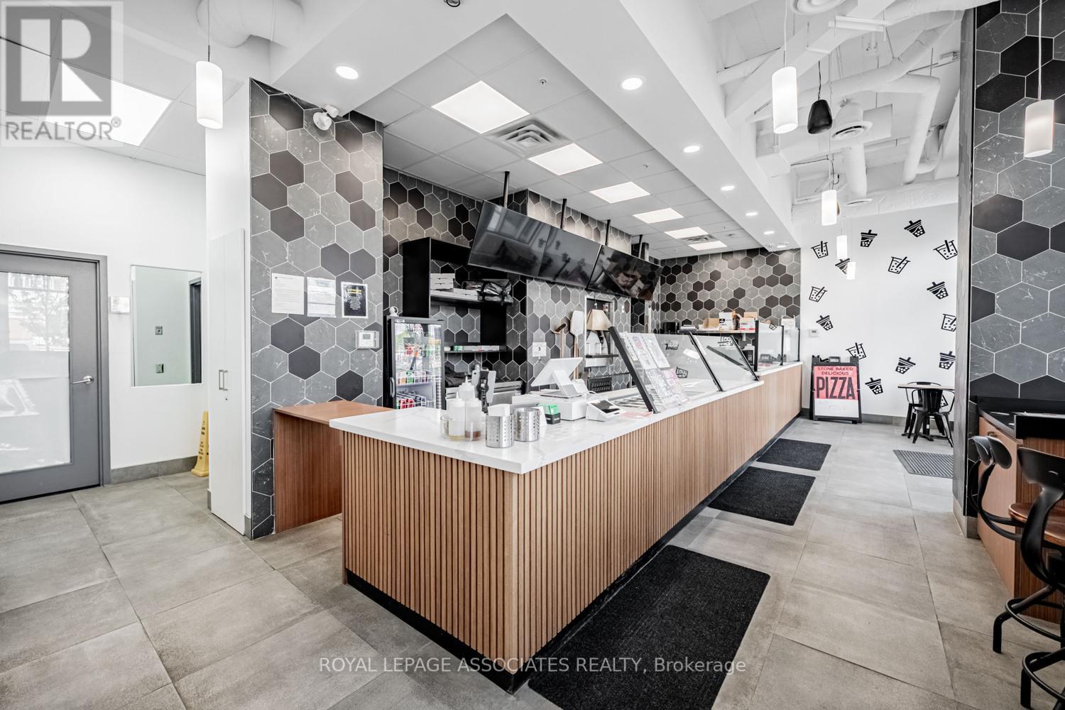 B - 205 Queen Street E, Brampton (Queen Street Corridor), Ontario  L6W 0C8 - Photo 19 - W12279587
