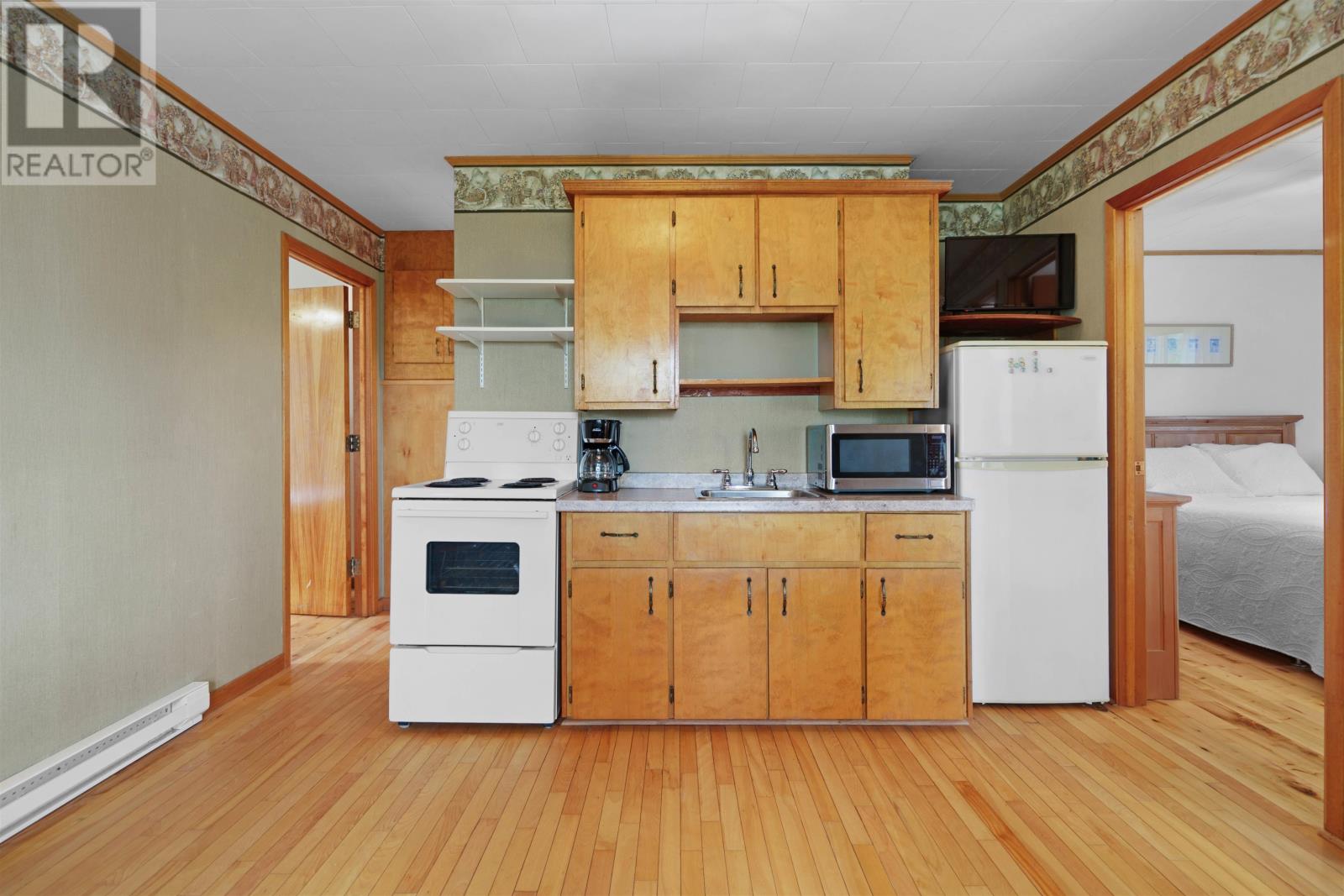 Cottage 8 237 Kayes Road, Deroma Waterfront Cottages, Georgetown Royalty, Prince Edward Island  C0A 1L0 - Photo 10 - 202517405