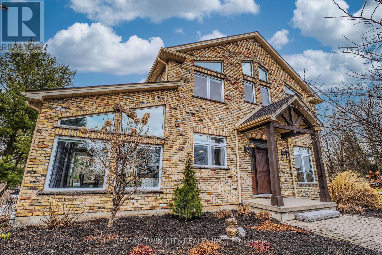 31 Chapel Street, Bayham, Ontario  N0J 1Z0 - Photo 9 - X12279510
