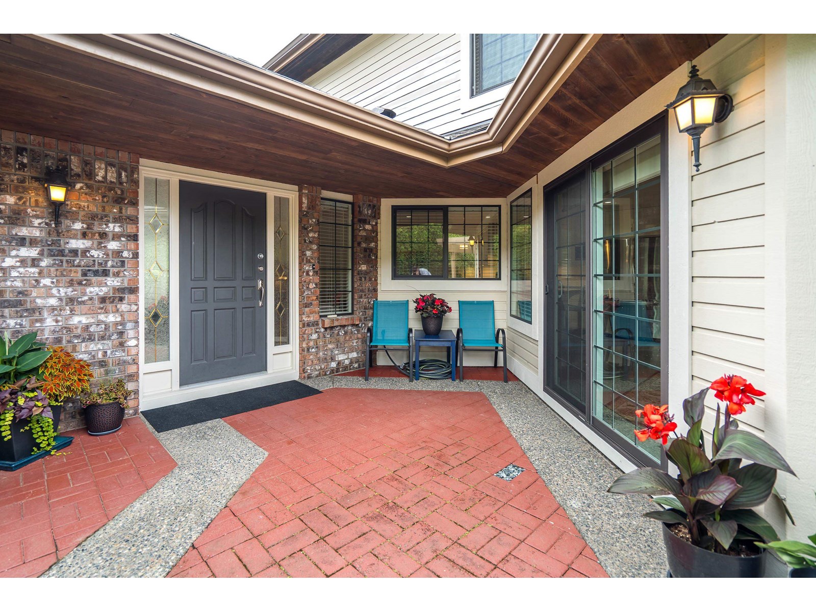 Property at 1 1854 SOUTHMERE CRESCENT image 5