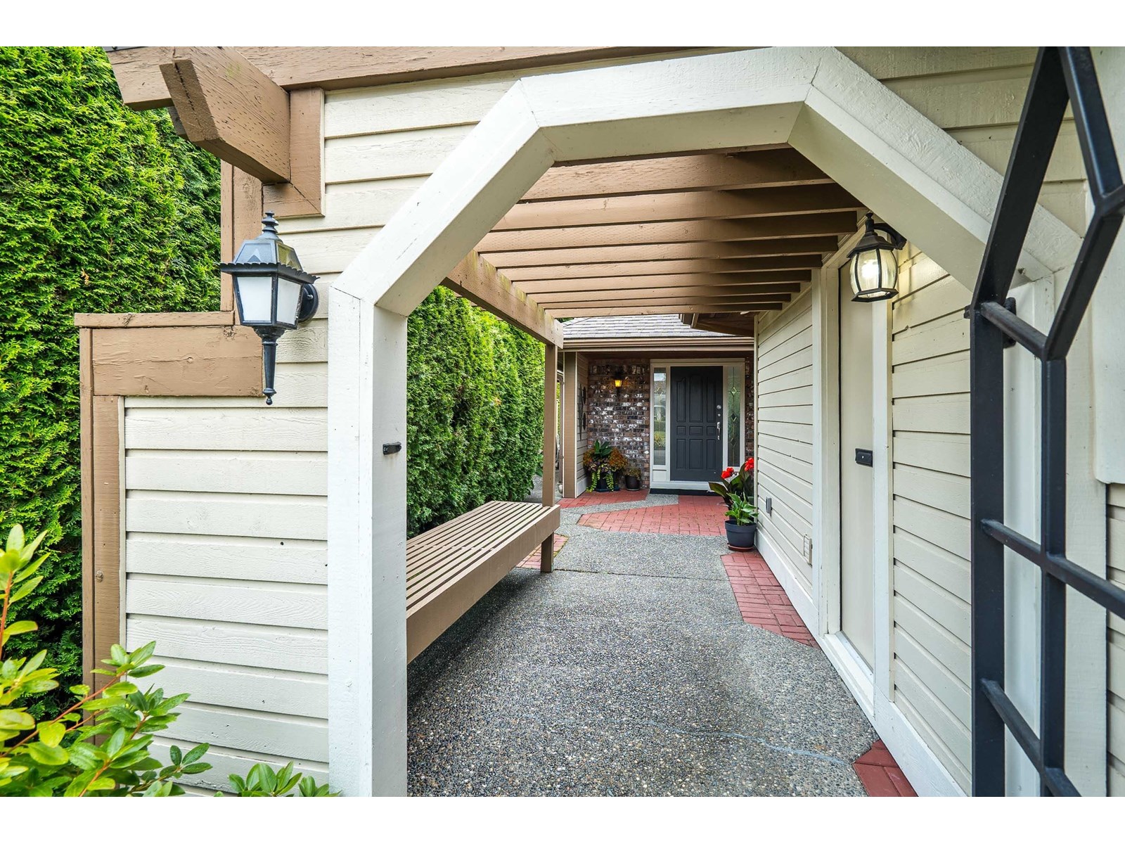 Property at 1 1854 SOUTHMERE CRESCENT image 4