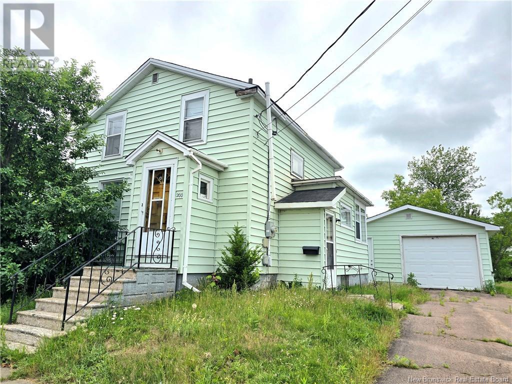 Property at 200 waverley Avenue image 1