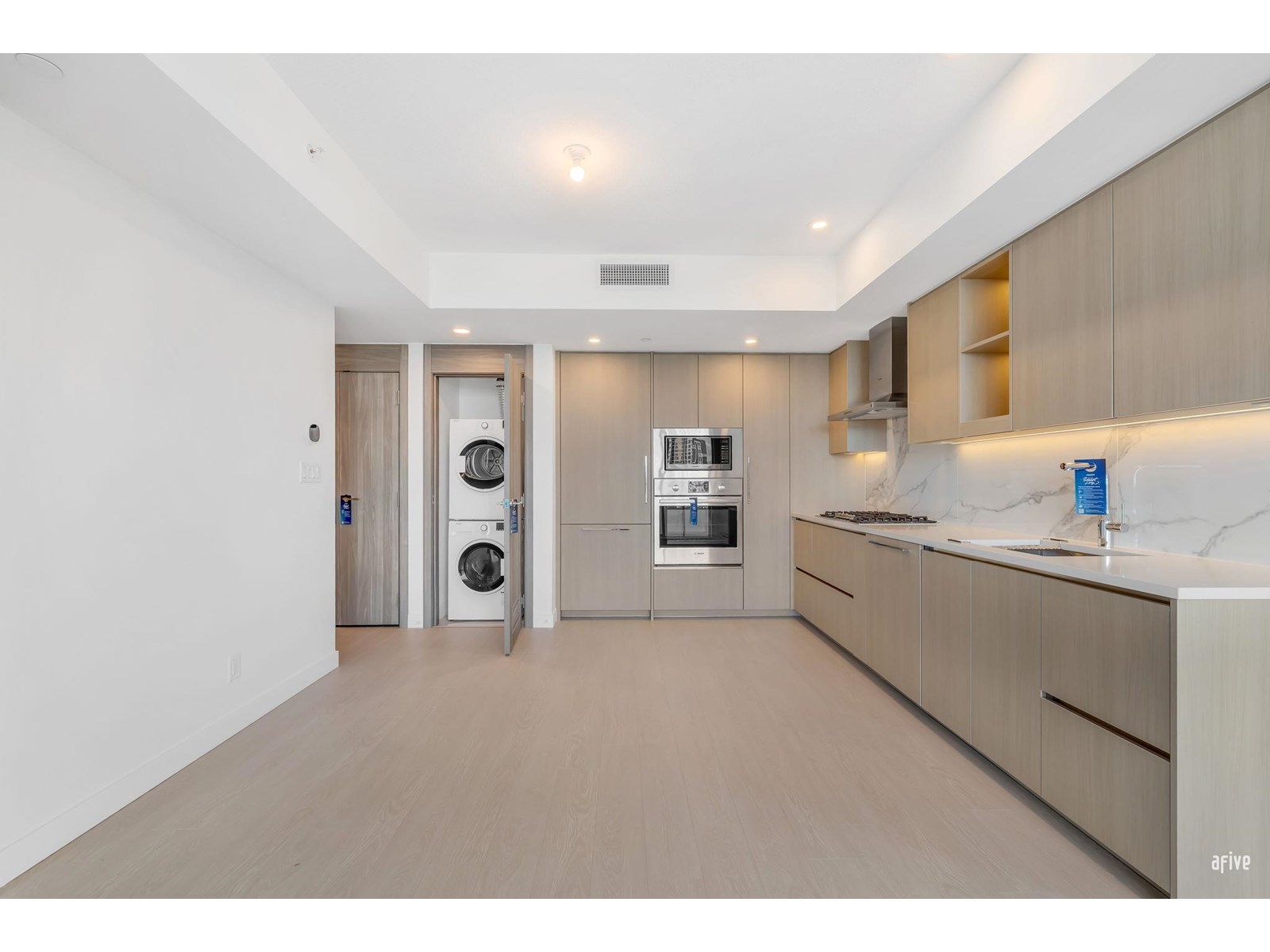 1310 13778 100 Avenue, Surrey, British Columbia  V4N 5R4 - Photo 12 - R3026003
