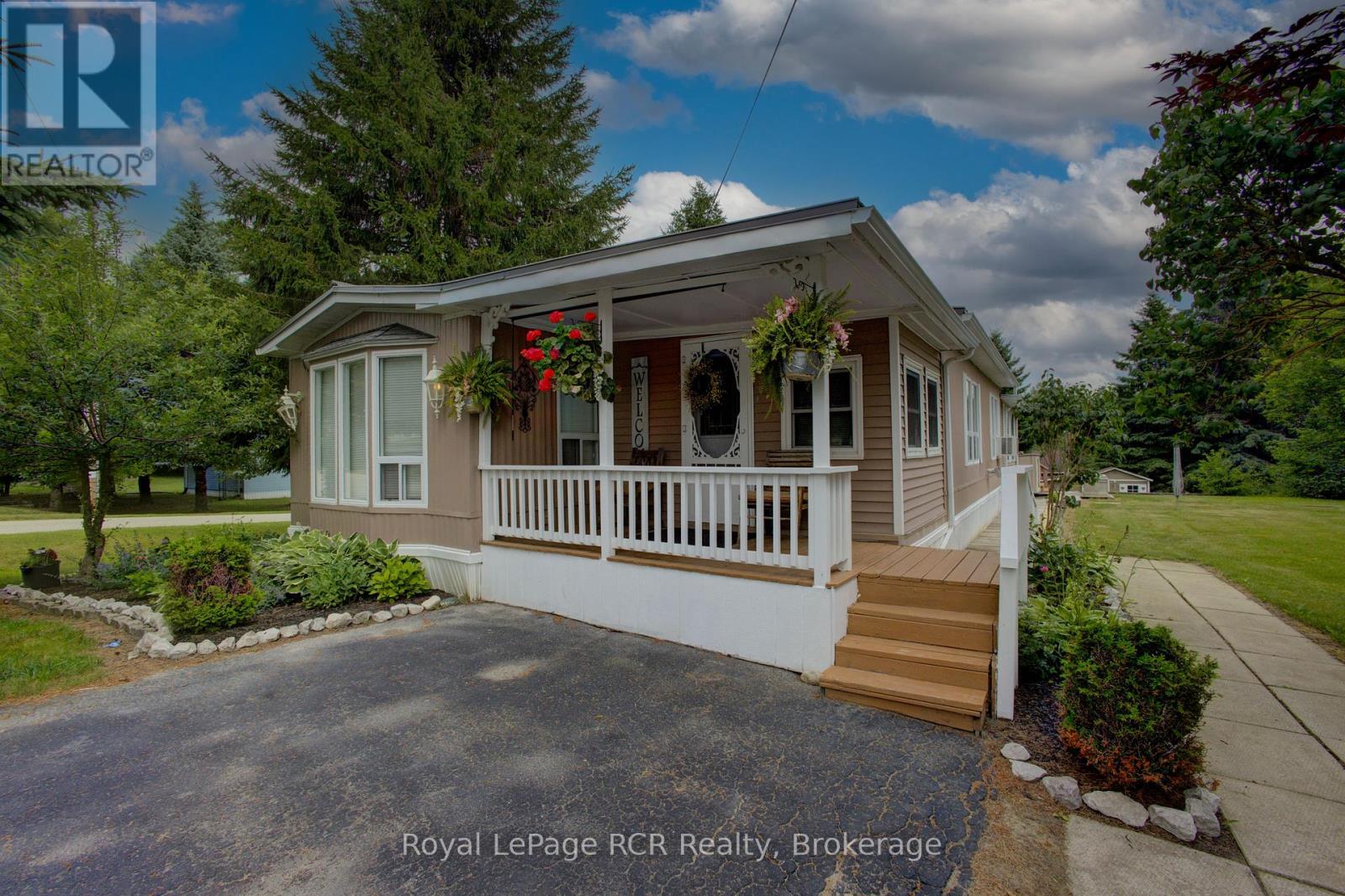 5 Grand Vista Drive, Wellington North, Ontario  N0G 2L0 - Photo 3 - X12279706