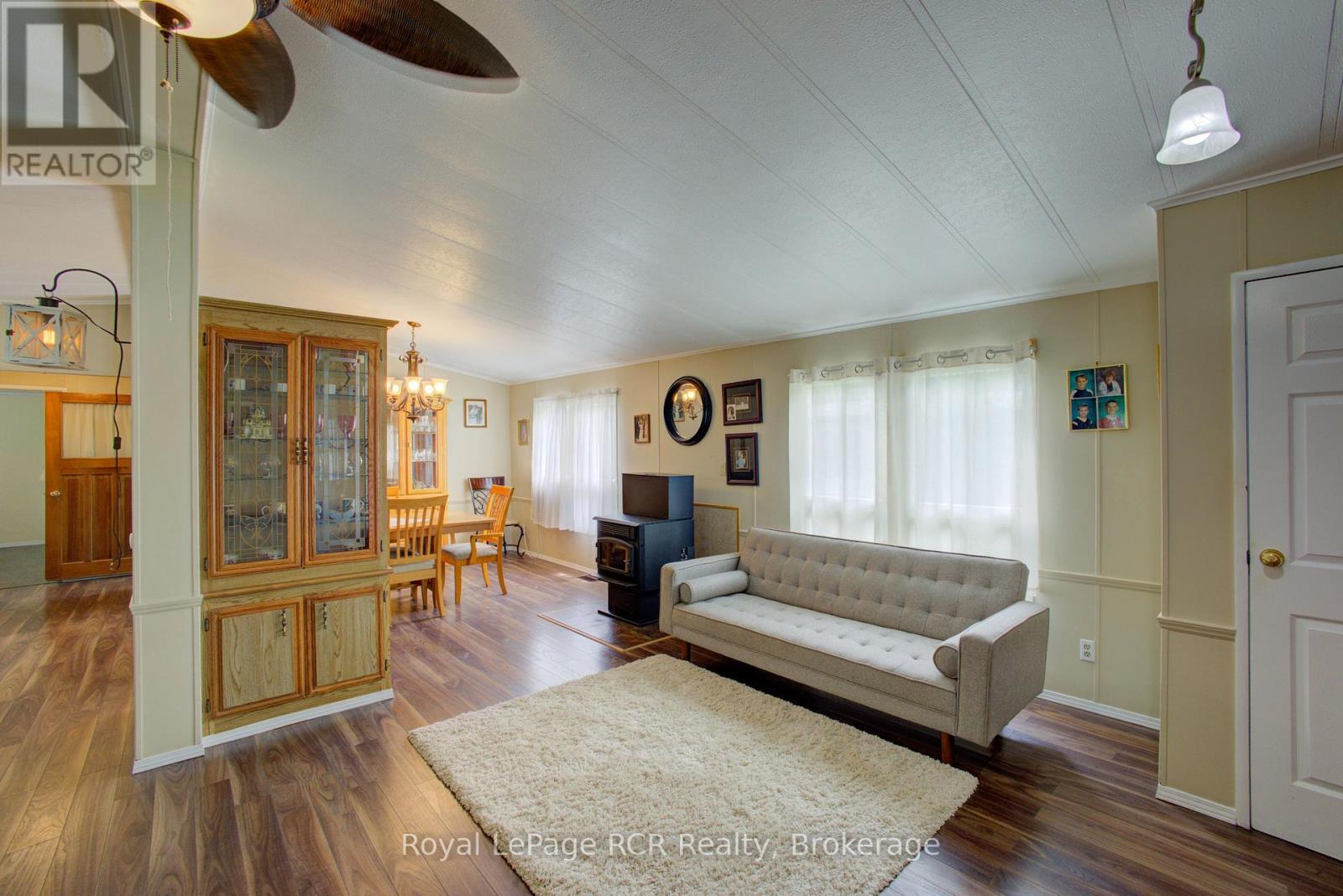 5 Grand Vista Drive, Wellington North, Ontario  N0G 2L0 - Photo 9 - X12279706