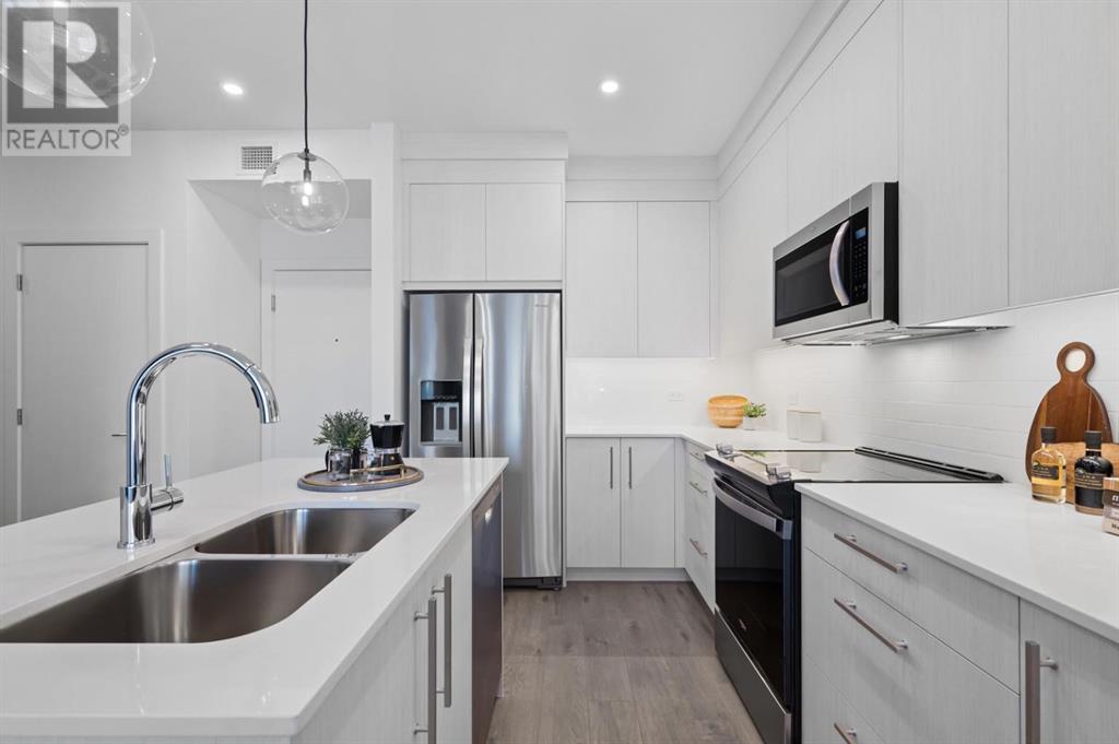 Property at 3314, 6 Merganser Drive W image 3