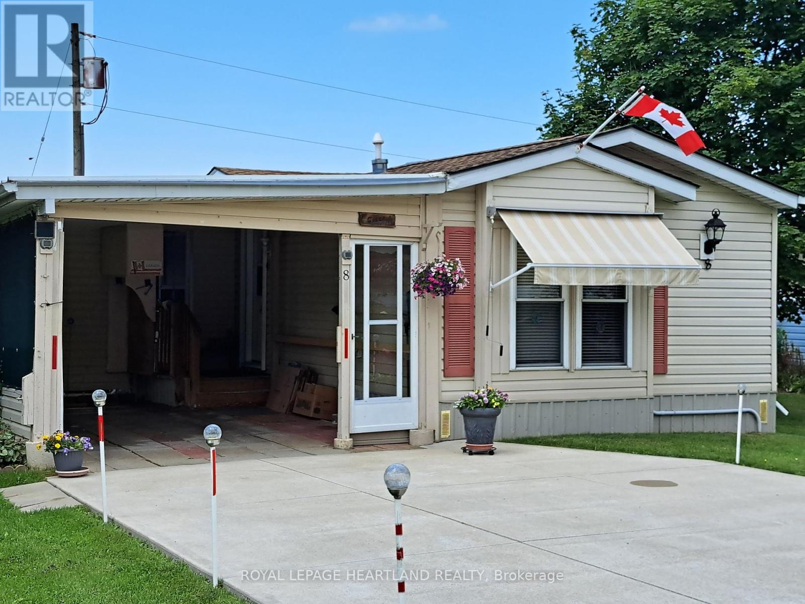 8 - 39461 Dashwood Road, South Huron, Ontario  N0M 1W0 - Photo 2 - X12279694