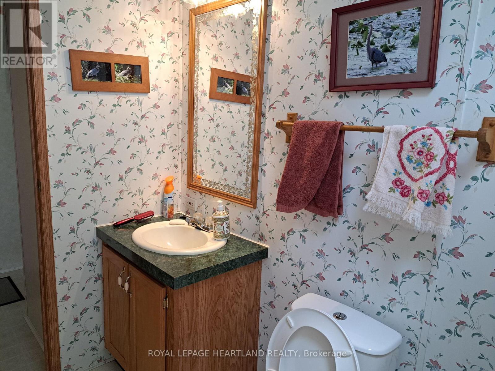 8 - 39461 Dashwood Road, South Huron, Ontario  N0M 1W0 - Photo 24 - X12279694