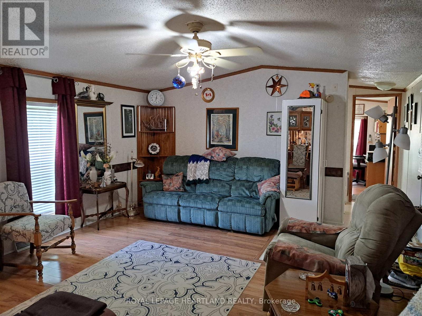 8 - 39461 Dashwood Road, South Huron, Ontario  N0M 1W0 - Photo 3 - X12279694