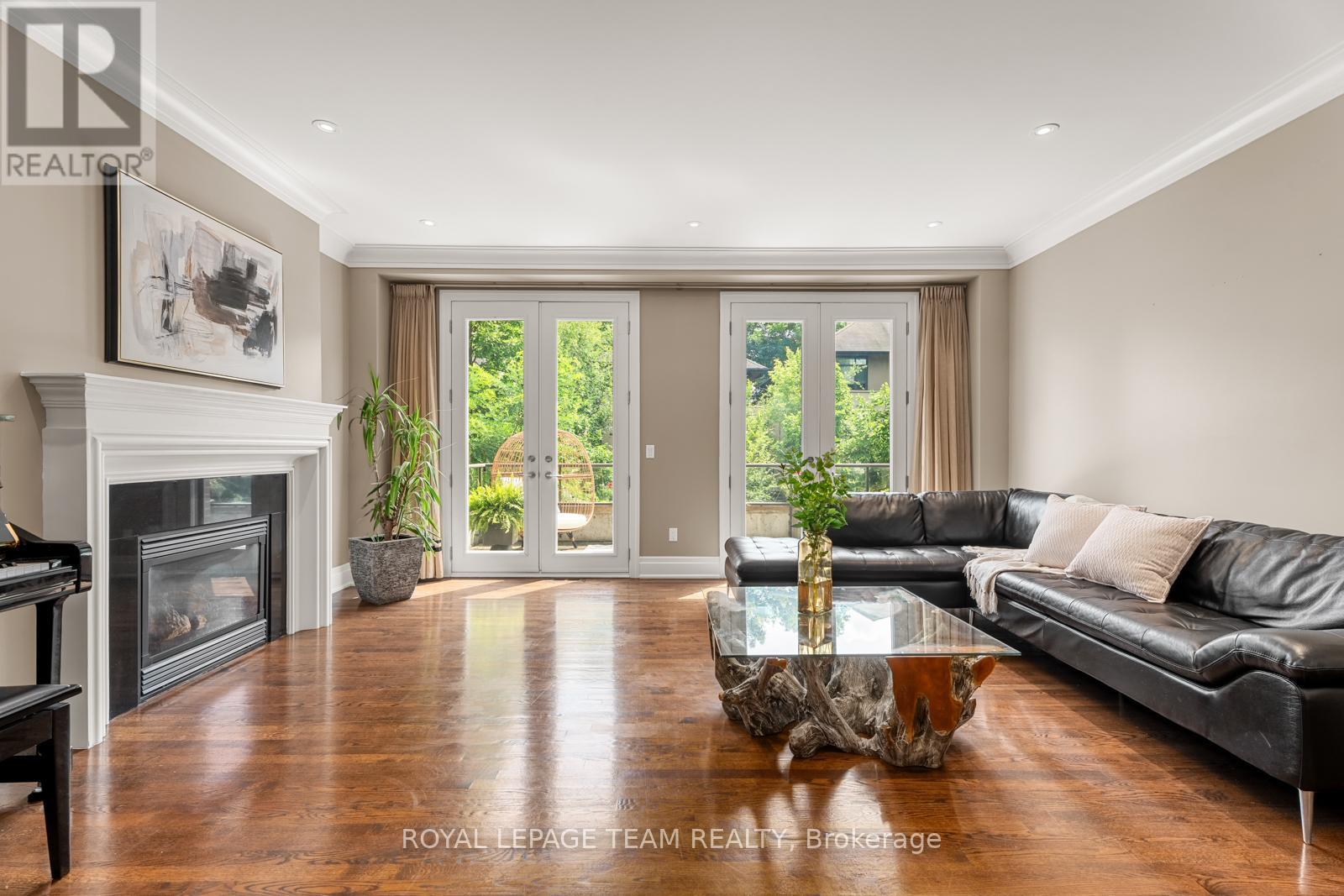 Property at 103 BLACK MAPLE PRIVATE image 3