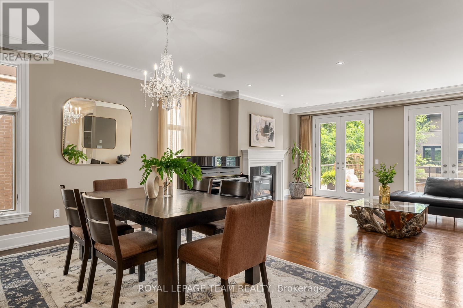 Property at 103 BLACK MAPLE PRIVATE image 5