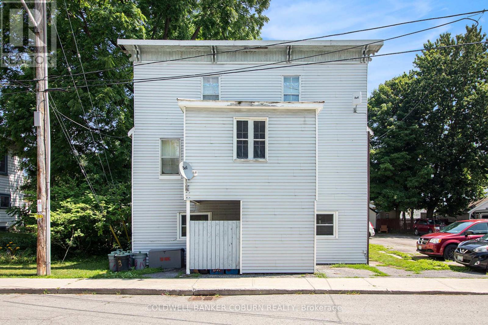 73 KING STREET, North Dundas, Ontario