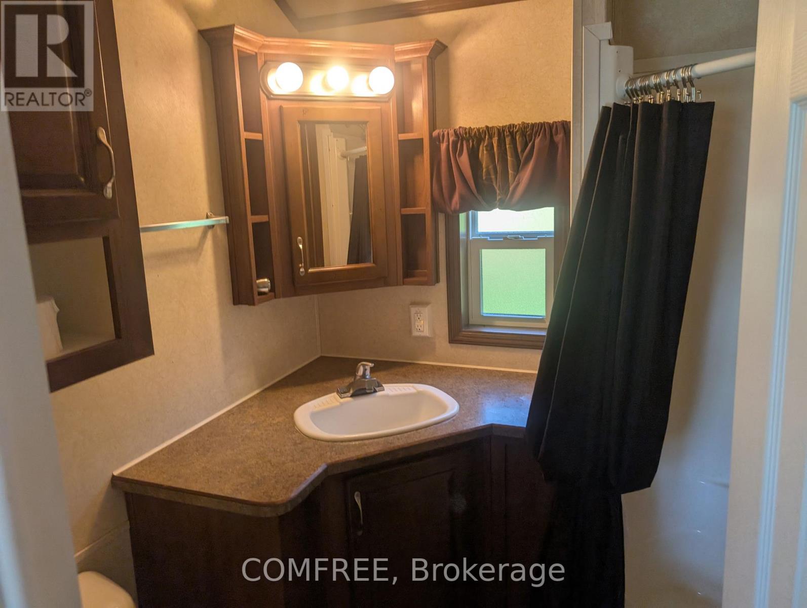 38 Boulter Lake Road, Hastings Highlands, Ontario  K0L 2K0 - Photo 10 - X12279831