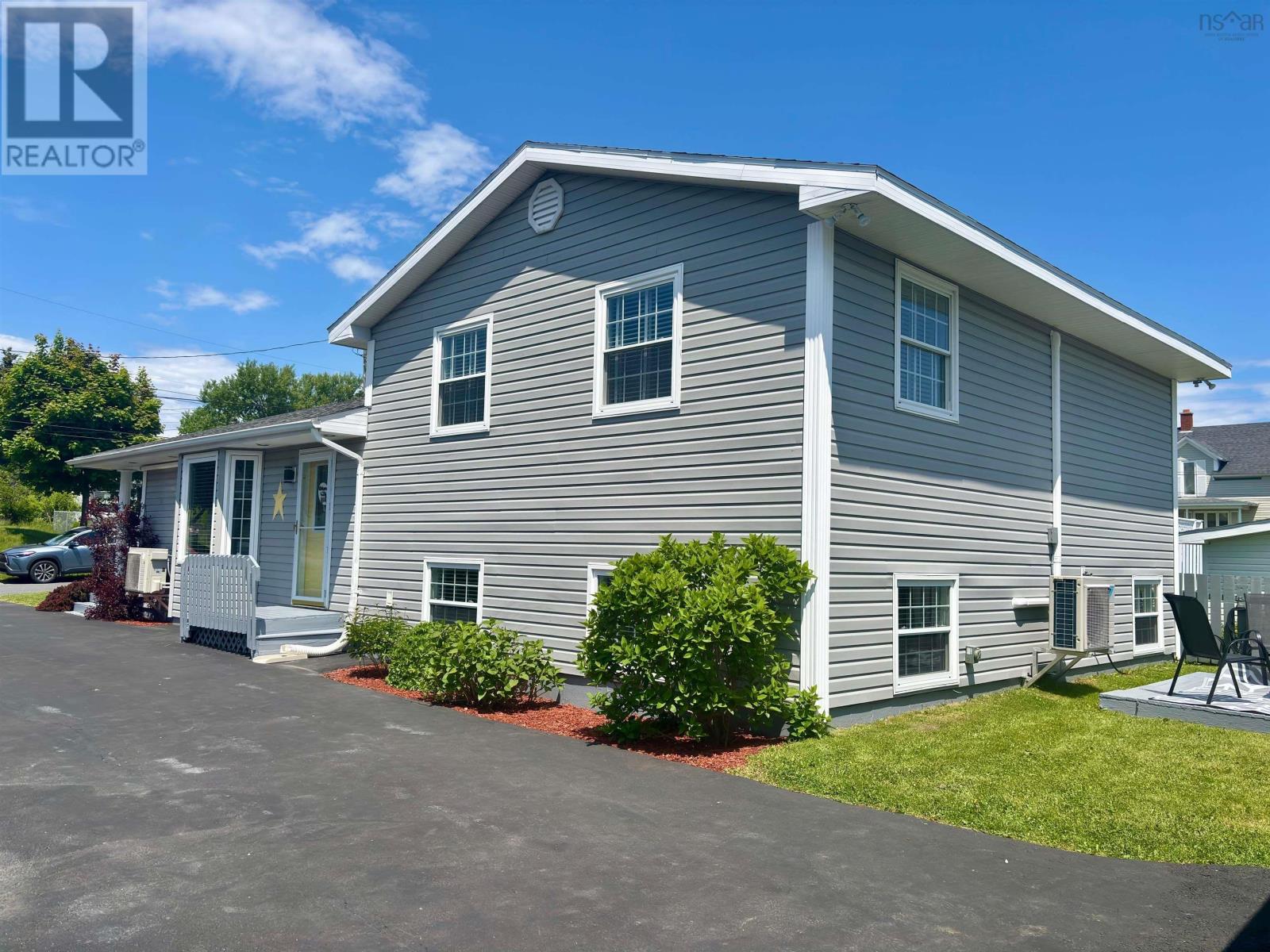 306 Irish Brook Road, New Waterford, Nova Scotia  B1H 3C4 - Photo 5 - 202514849