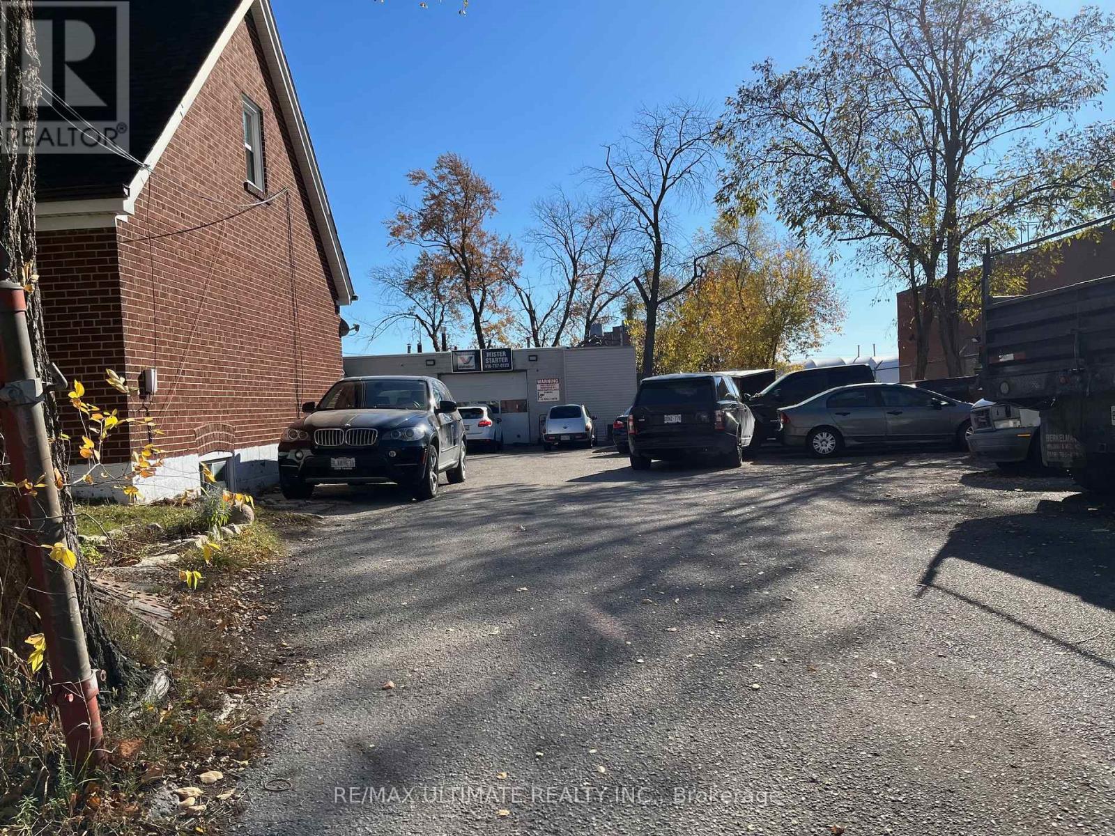 61 Sunrise Avenue, Toronto, Ontario  M4A 1A9 - Photo 3 - E12279660