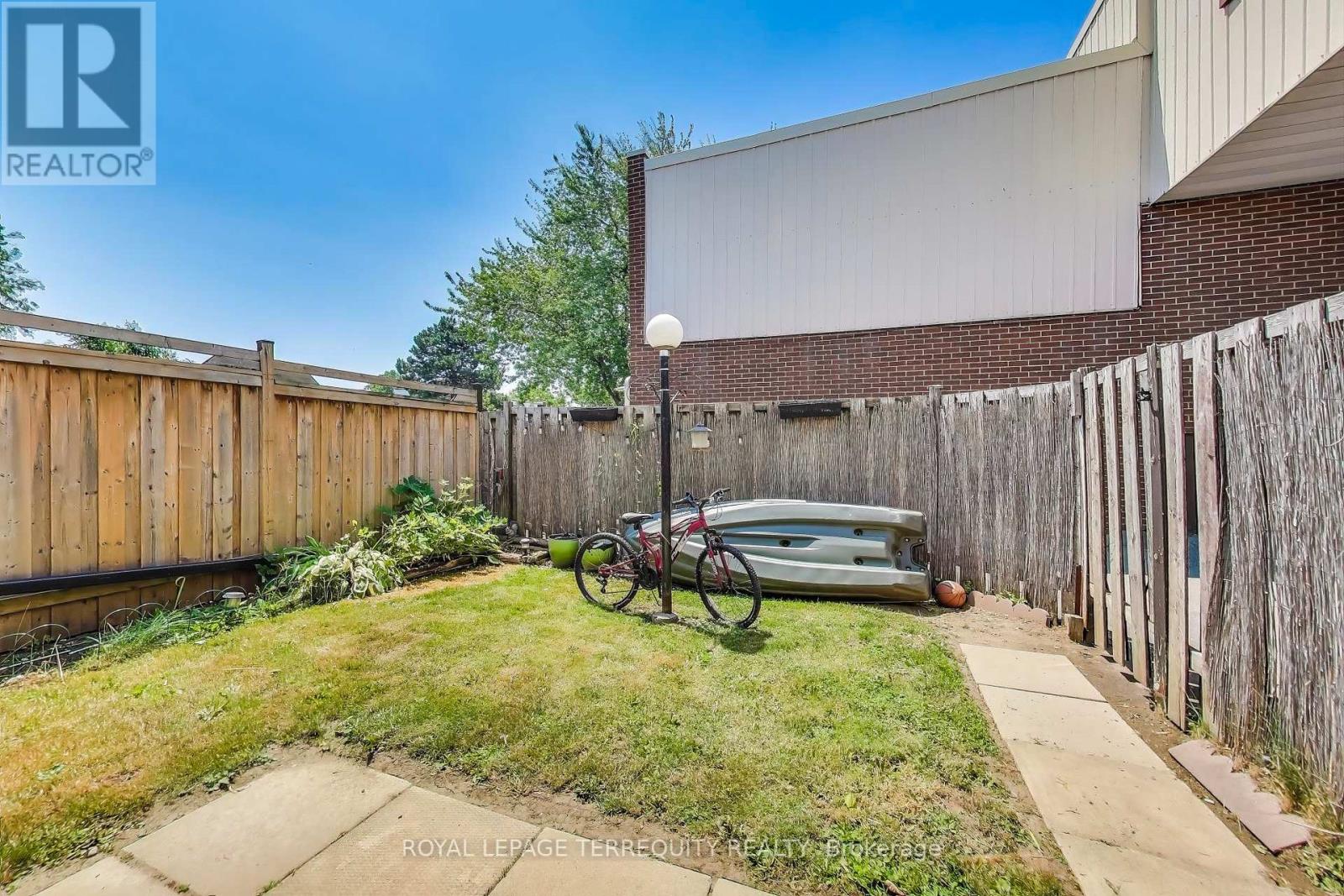 Property at 88 - 1100 OXFORD STREET image 4