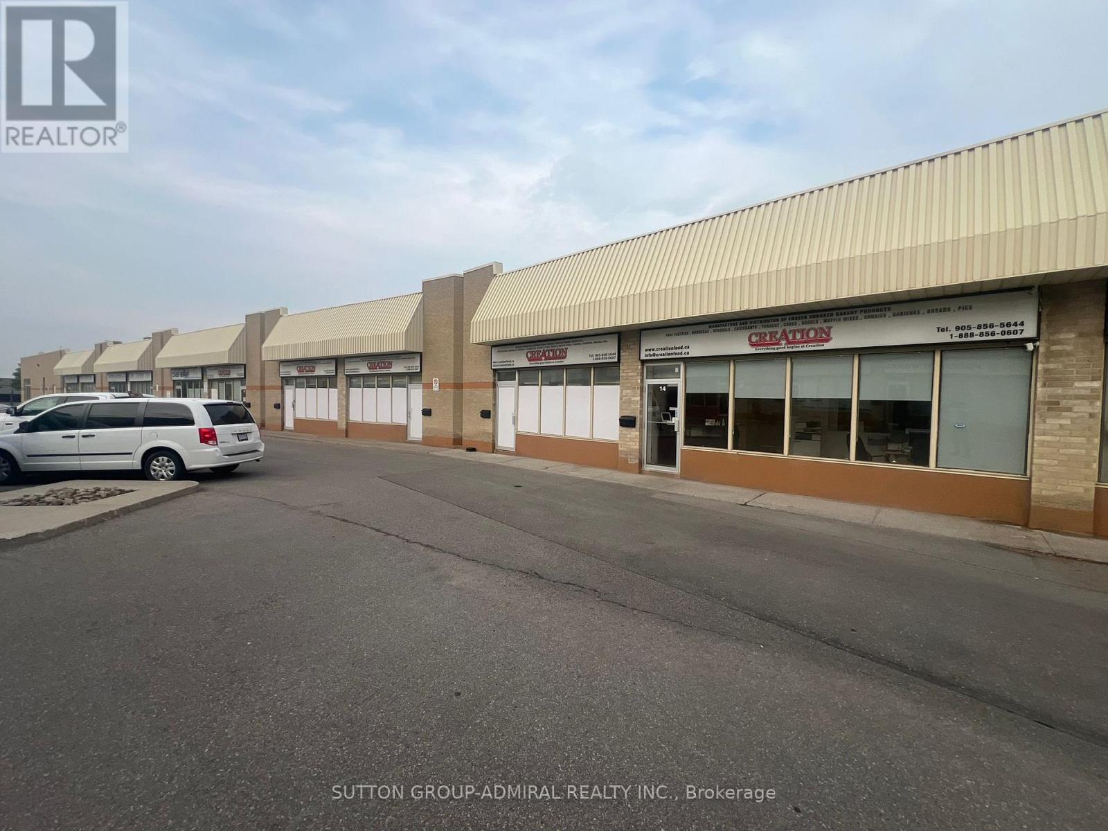 12 - 418 Hanlan Road, Vaughan, Ontario  L4L 3Z1 - Photo 1 - N12279668
