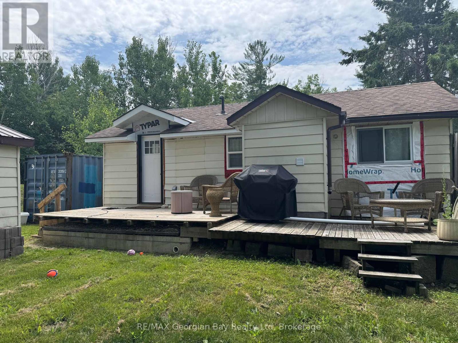 Property at 37 YEOGER DRIVE image 4