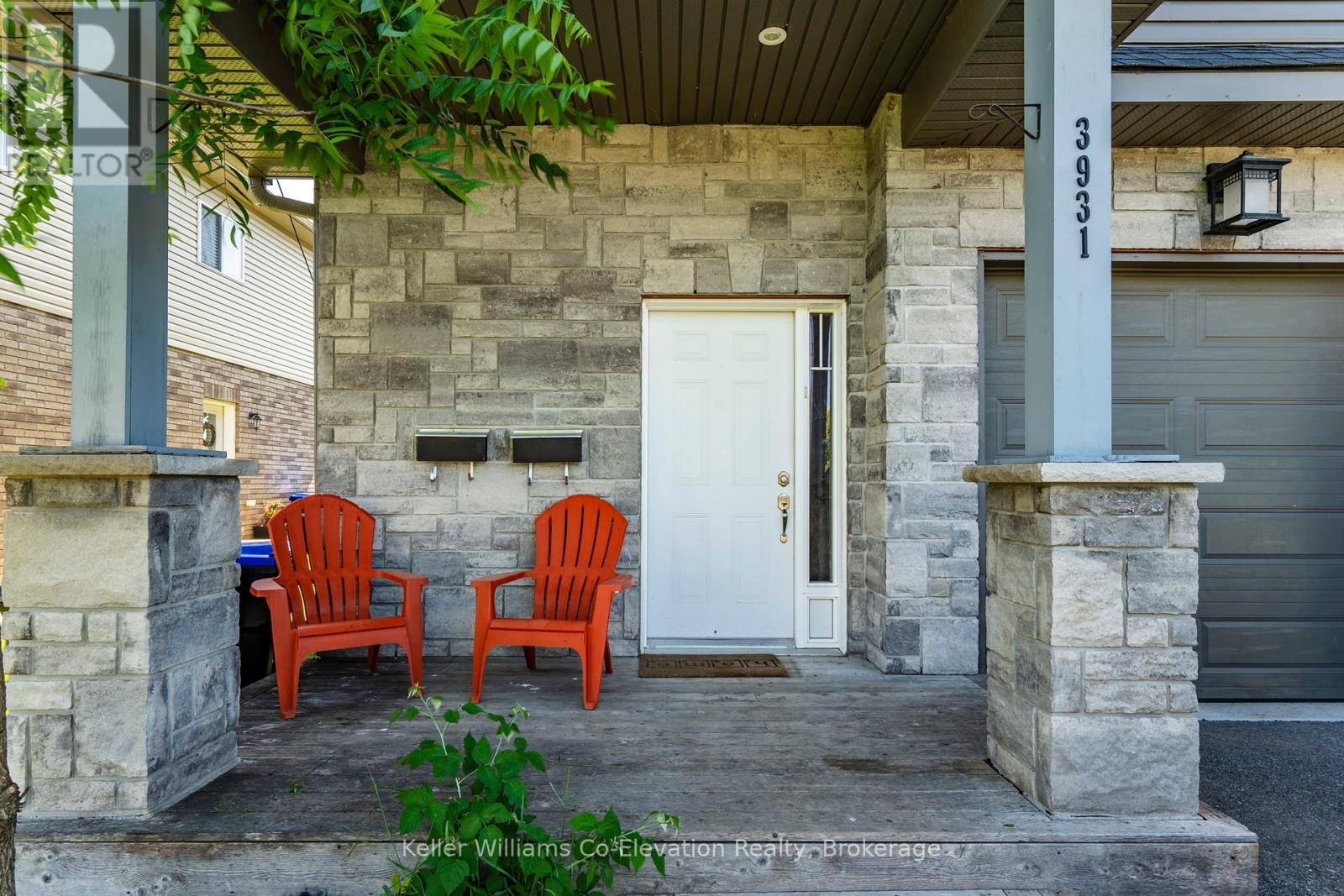 Property at 3931 WOOD AVENUE image 3