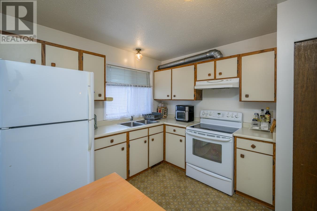 Property at 3617 JAMES DRIVE image 2