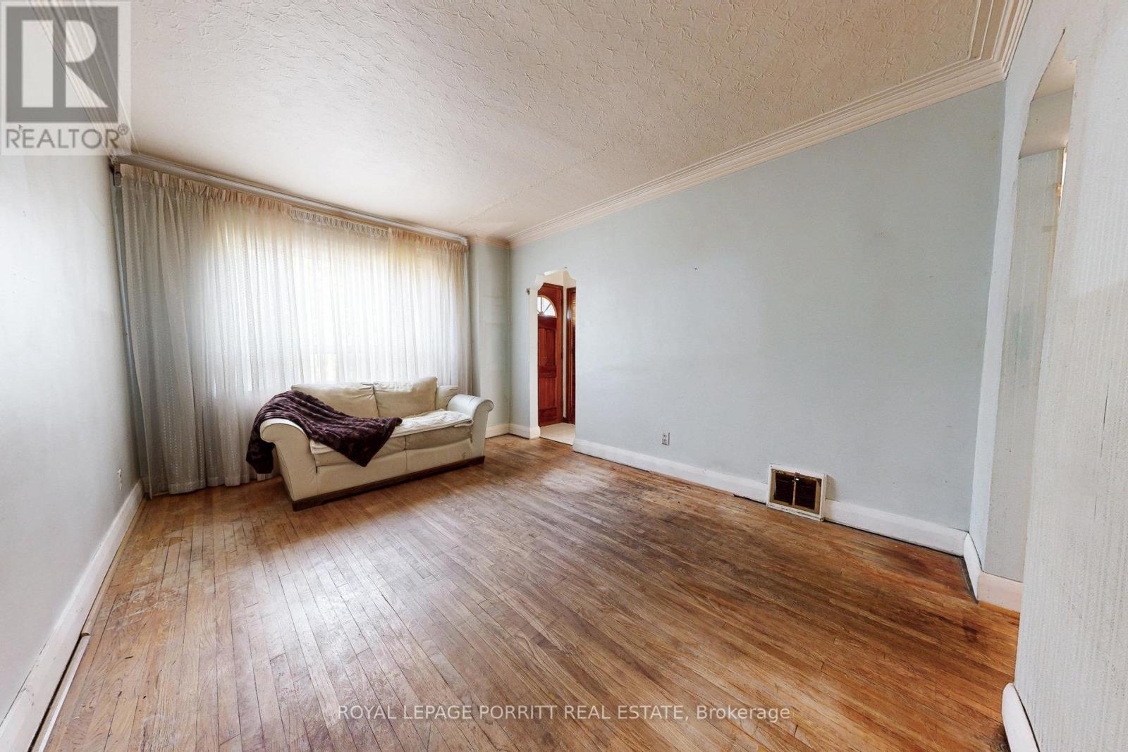 Property at 27 STRUTHERS STREET image 5