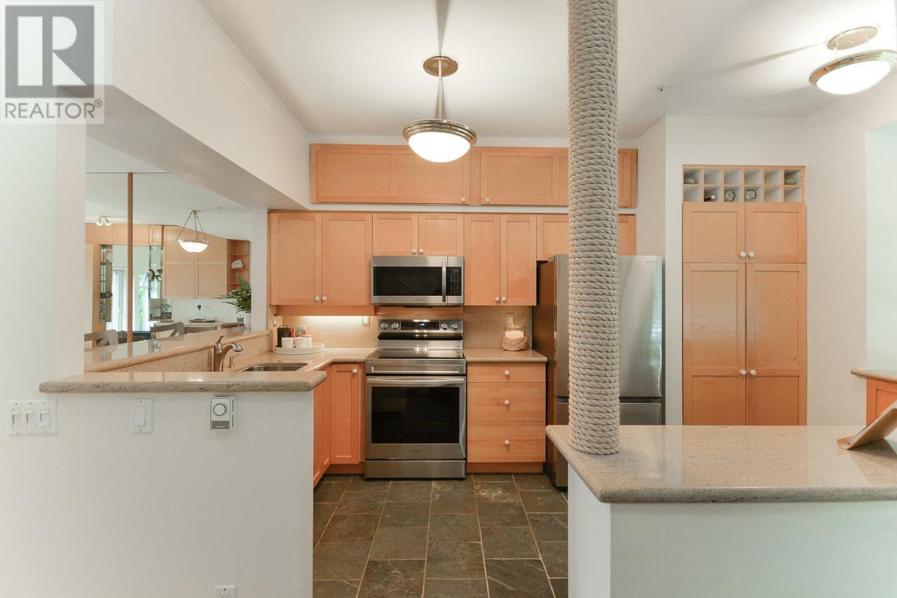 Th2 2040 E Kent South Avenue, Vancouver, British Columbia  V5P 4X2 - Photo 8 - R3025303