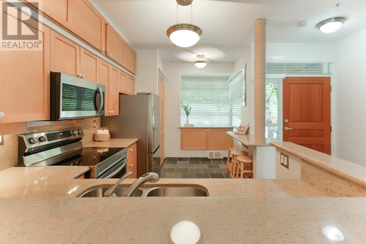 Th2 2040 E Kent South Avenue, Vancouver, British Columbia  V5P 4X2 - Photo 12 - R3025303