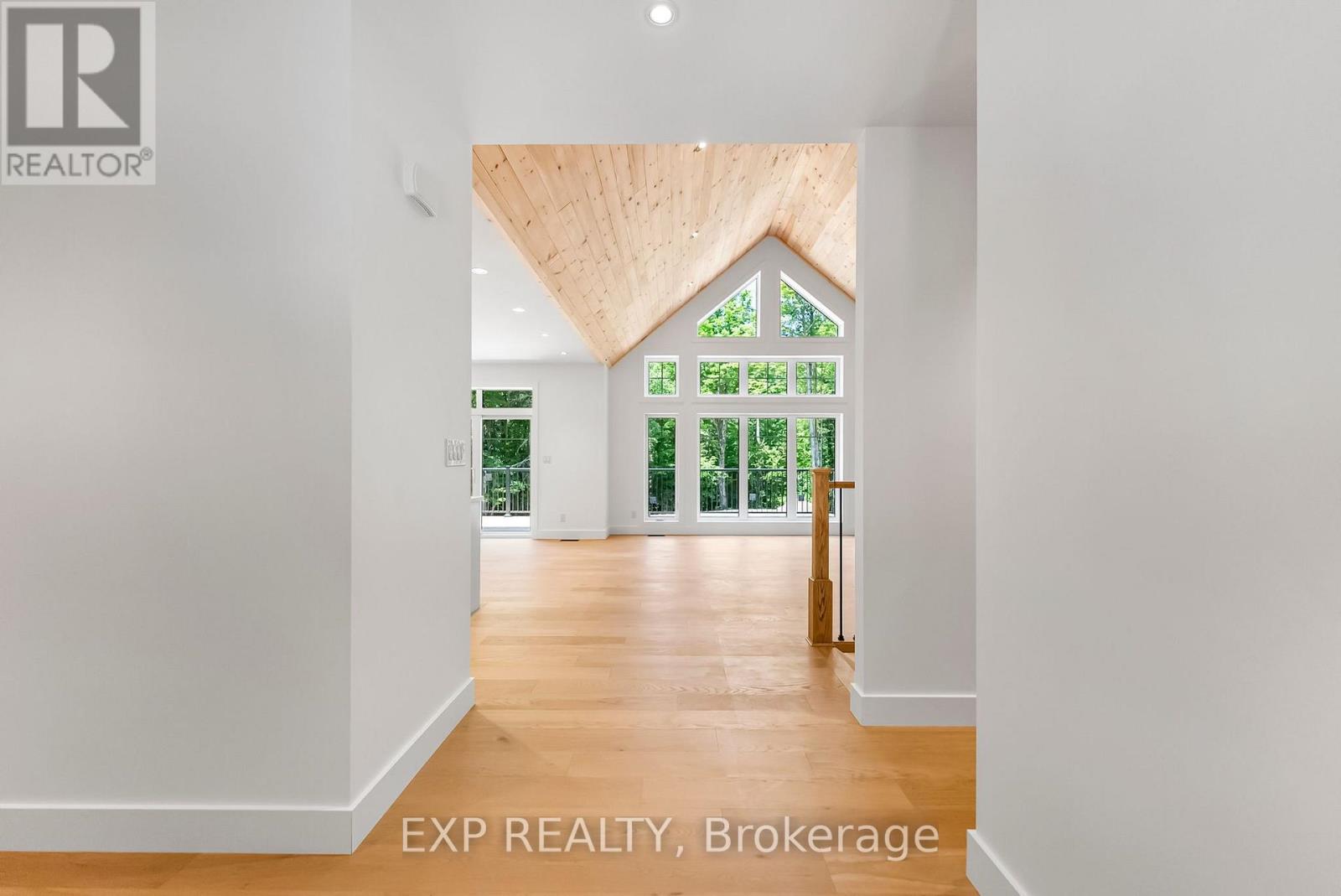 747 Lakewoods Drive, Madawaska Valley, Ontario  K0J 1B0 - Photo 11 - X12279890