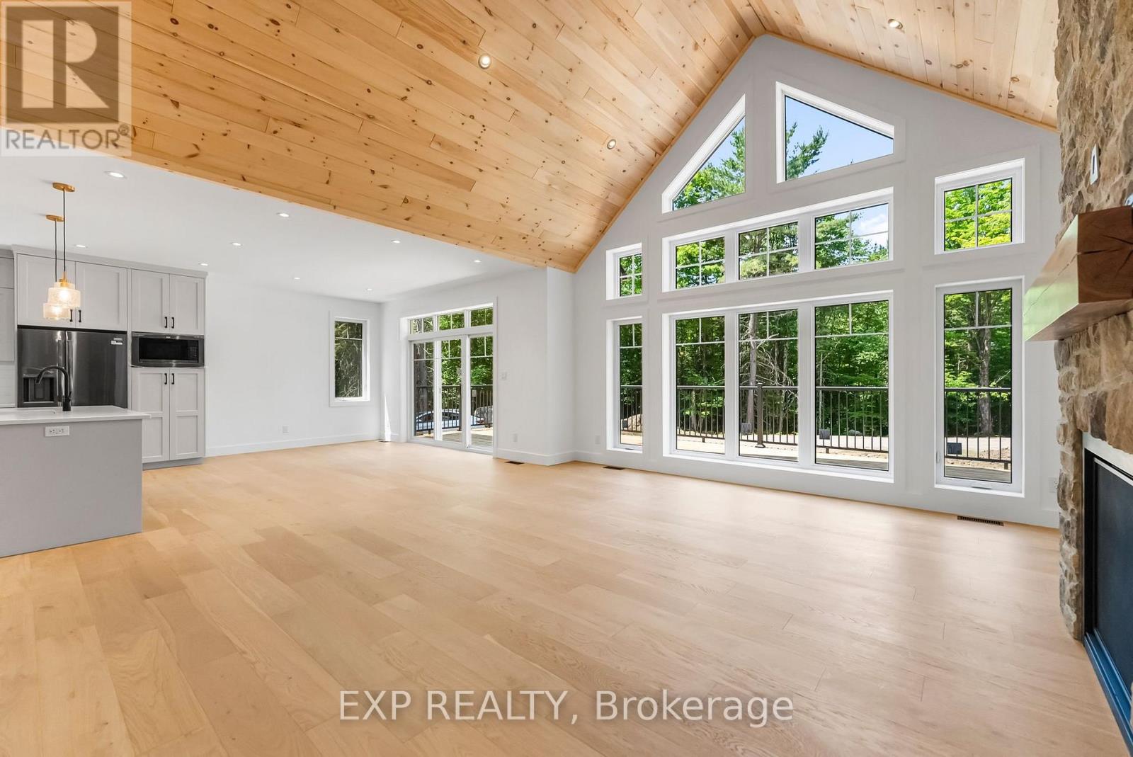 747 Lakewoods Drive, Madawaska Valley, Ontario  K0J 1B0 - Photo 13 - X12279890