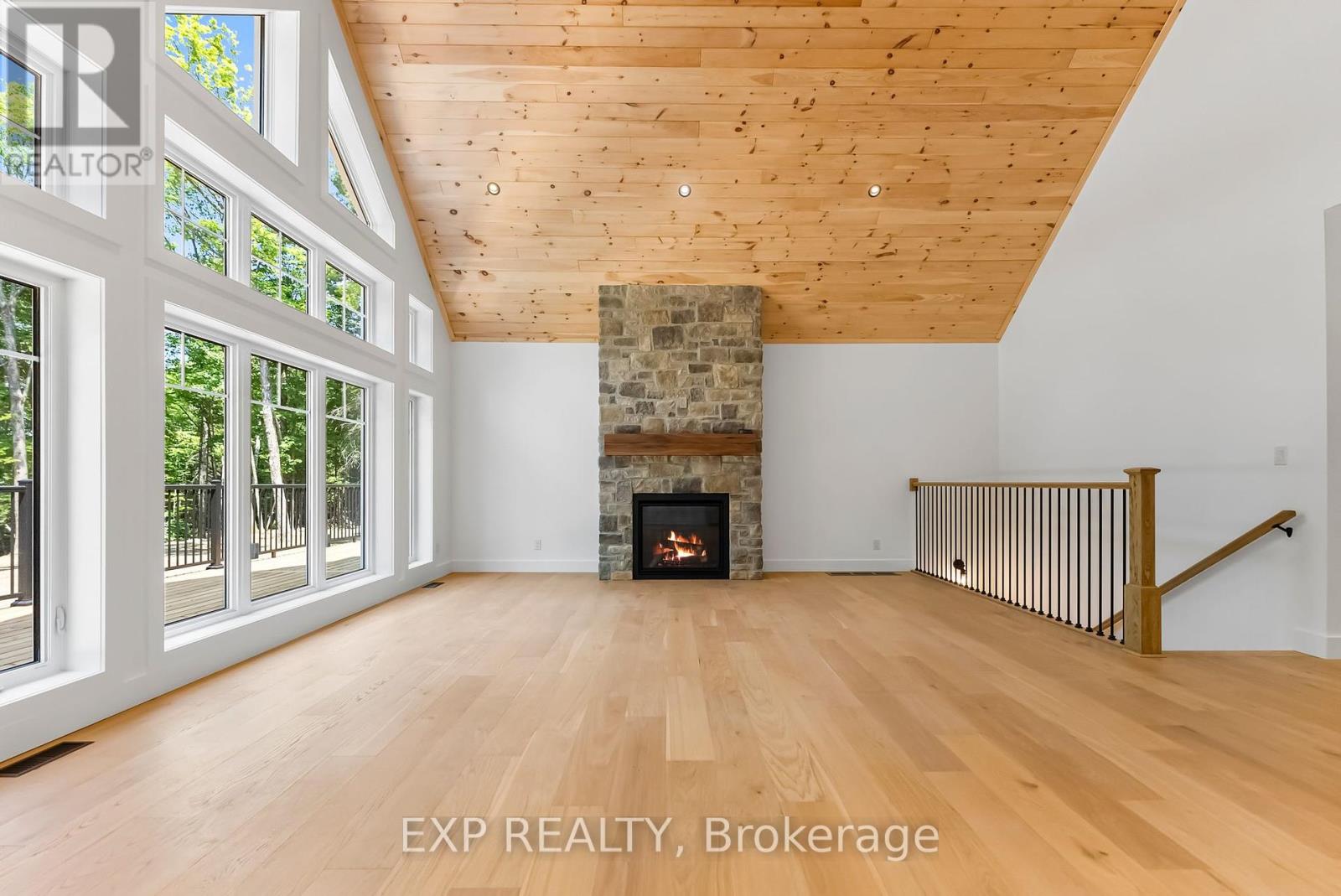 747 Lakewoods Drive, Madawaska Valley, Ontario  K0J 1B0 - Photo 15 - X12279890