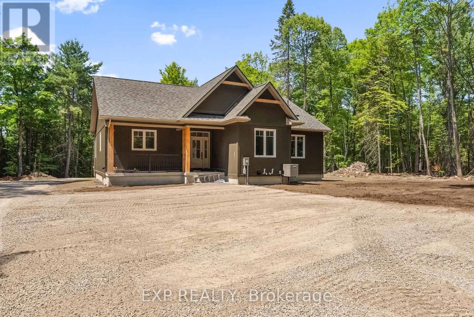 747 Lakewoods Drive, Madawaska Valley, Ontario  K0J 1B0 - Photo 2 - X12279890