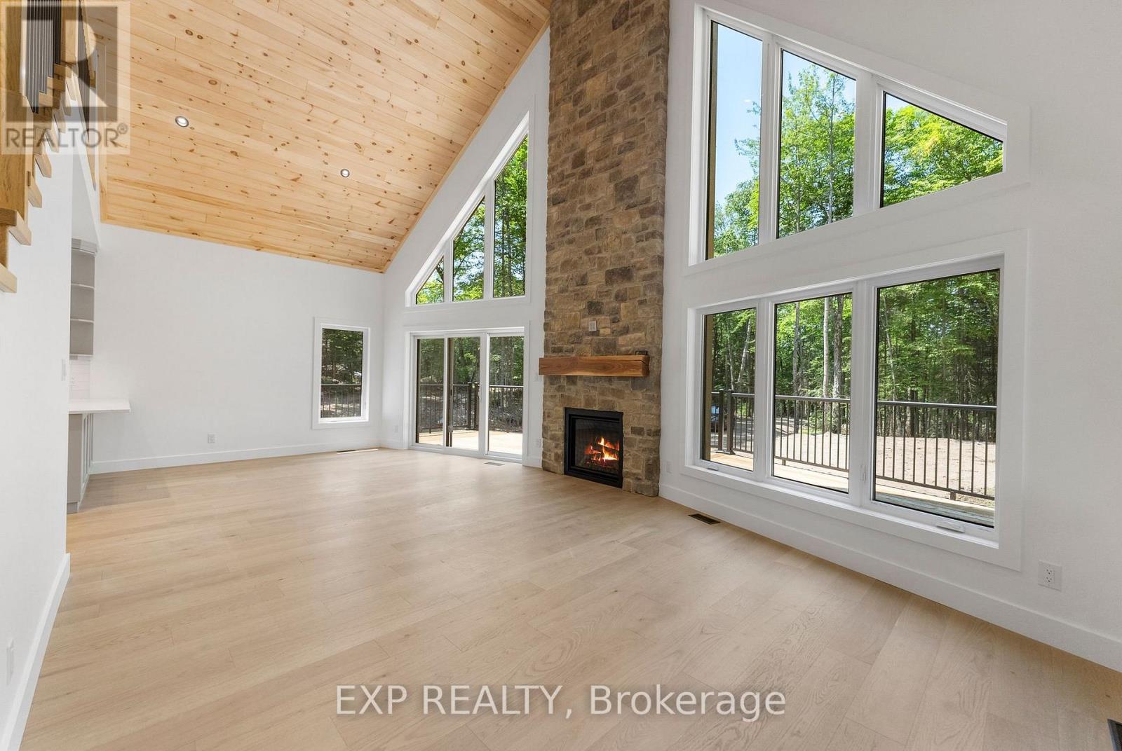 743 Lakewoods Drive, Madawaska Valley, Ontario  K0J 1B0 - Photo 11 - X12279892