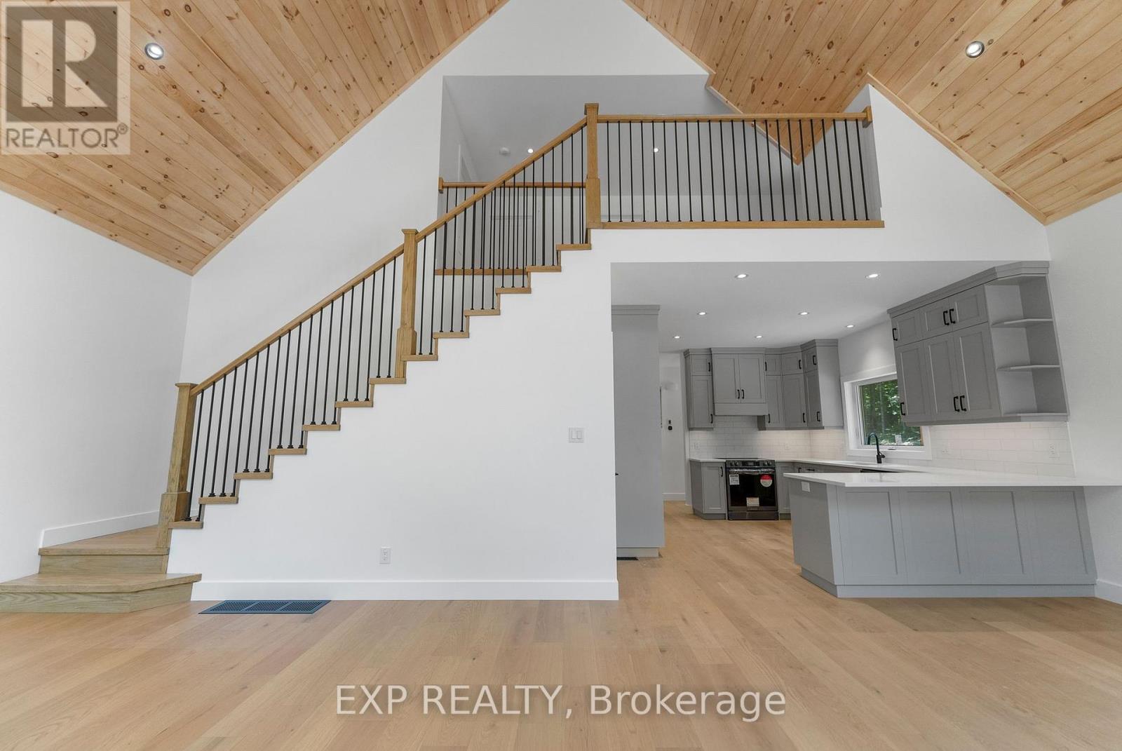 743 Lakewoods Drive, Madawaska Valley, Ontario  K0J 1B0 - Photo 17 - X12279892