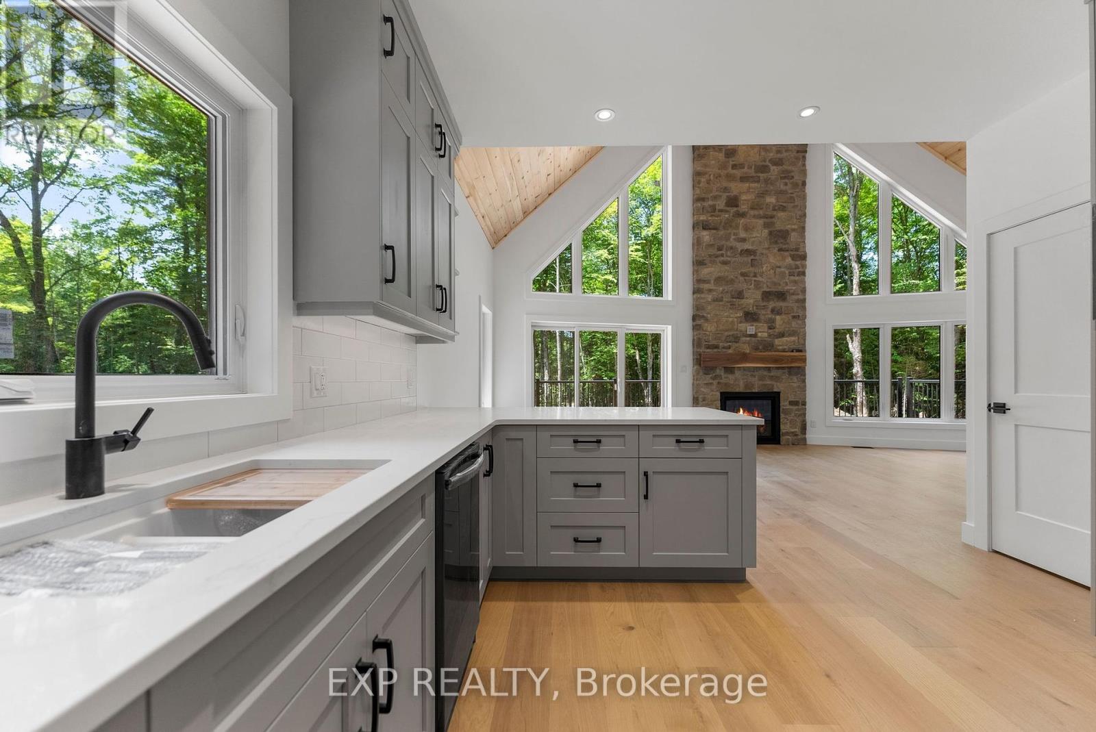 743 Lakewoods Drive, Madawaska Valley, Ontario  K0J 1B0 - Photo 19 - X12279892