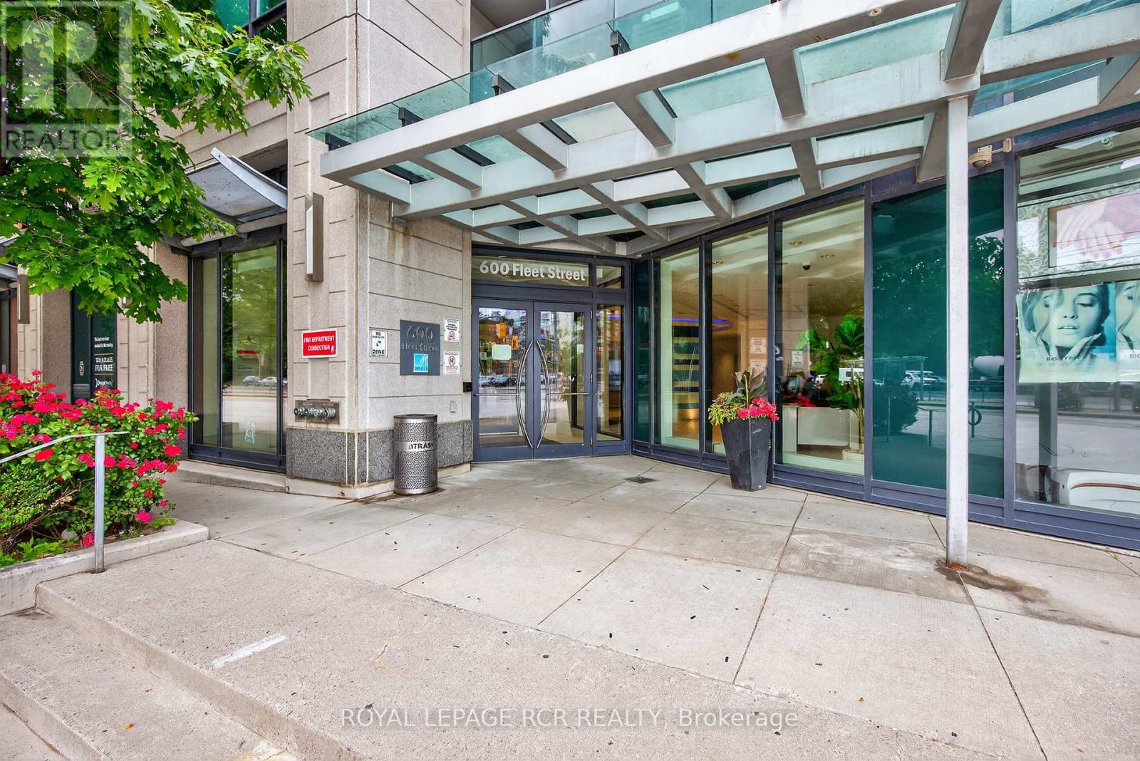 310 - 600 Fleet Street, Toronto (Niagara), Ontario  M5V 1B7 - Photo 2 - C12279825