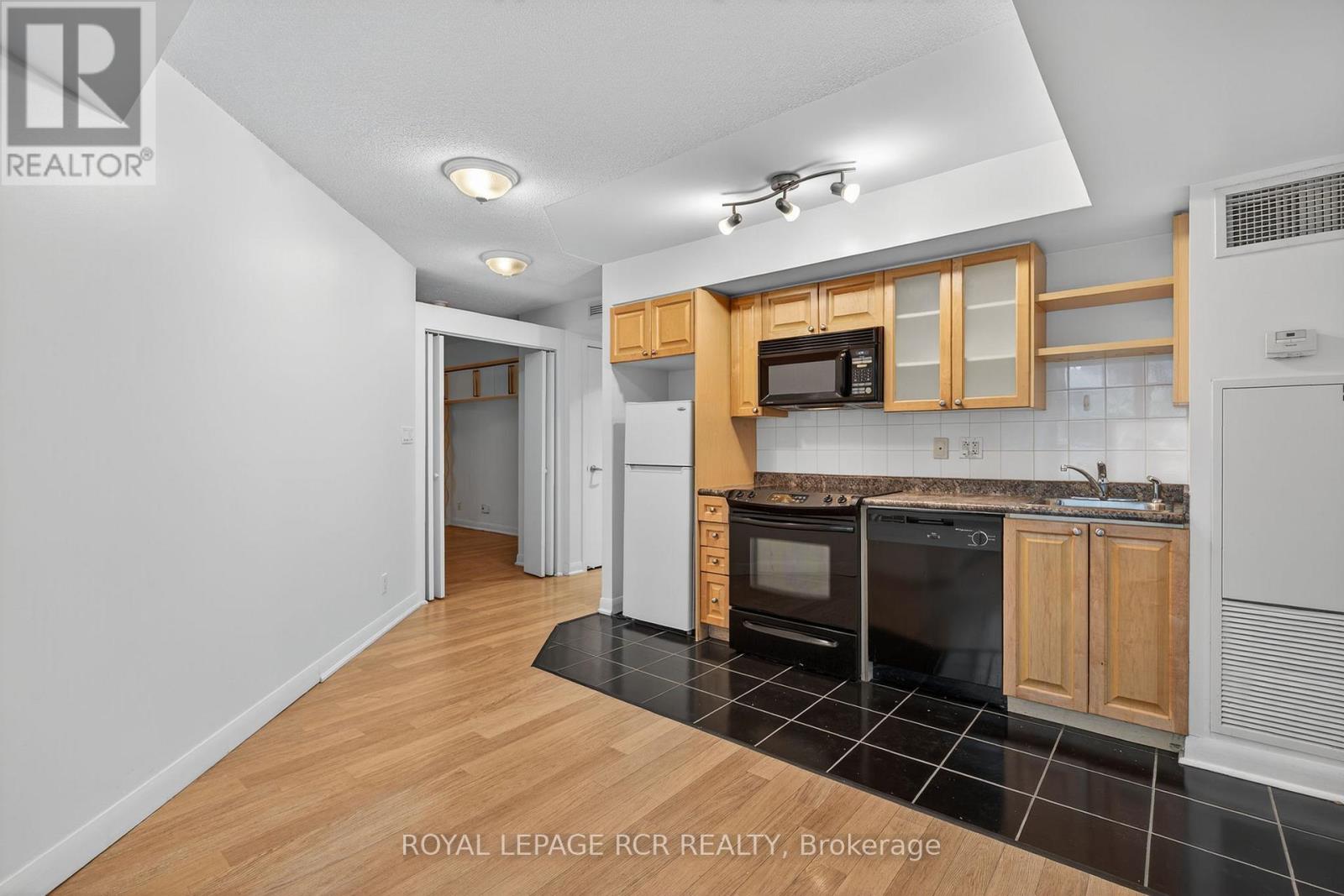 310 - 600 Fleet Street, Toronto (Niagara), Ontario  M5V 1B7 - Photo 9 - C12279825