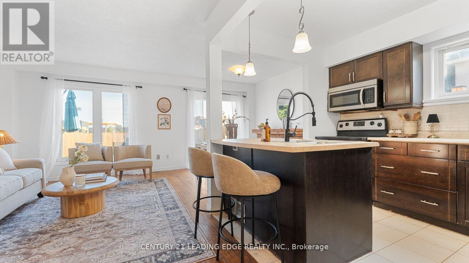 Property at 55 TURNBERRY CRESCENT image 5