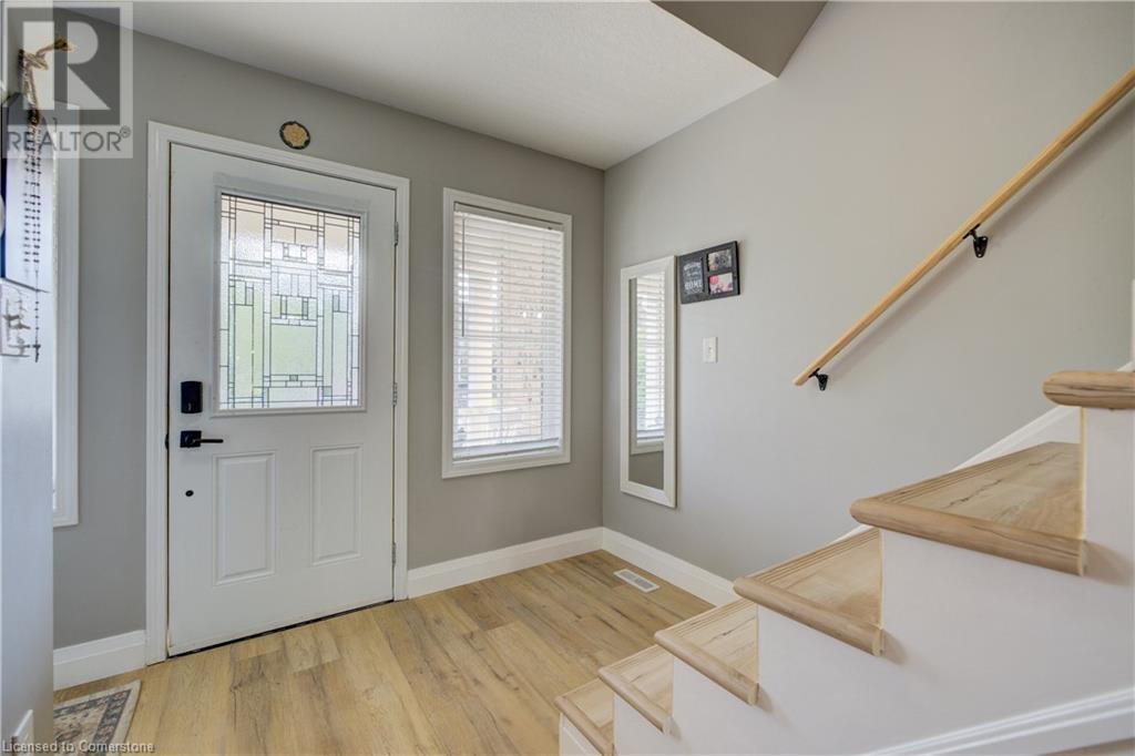 Property at 187 CHASE Crescent image 3