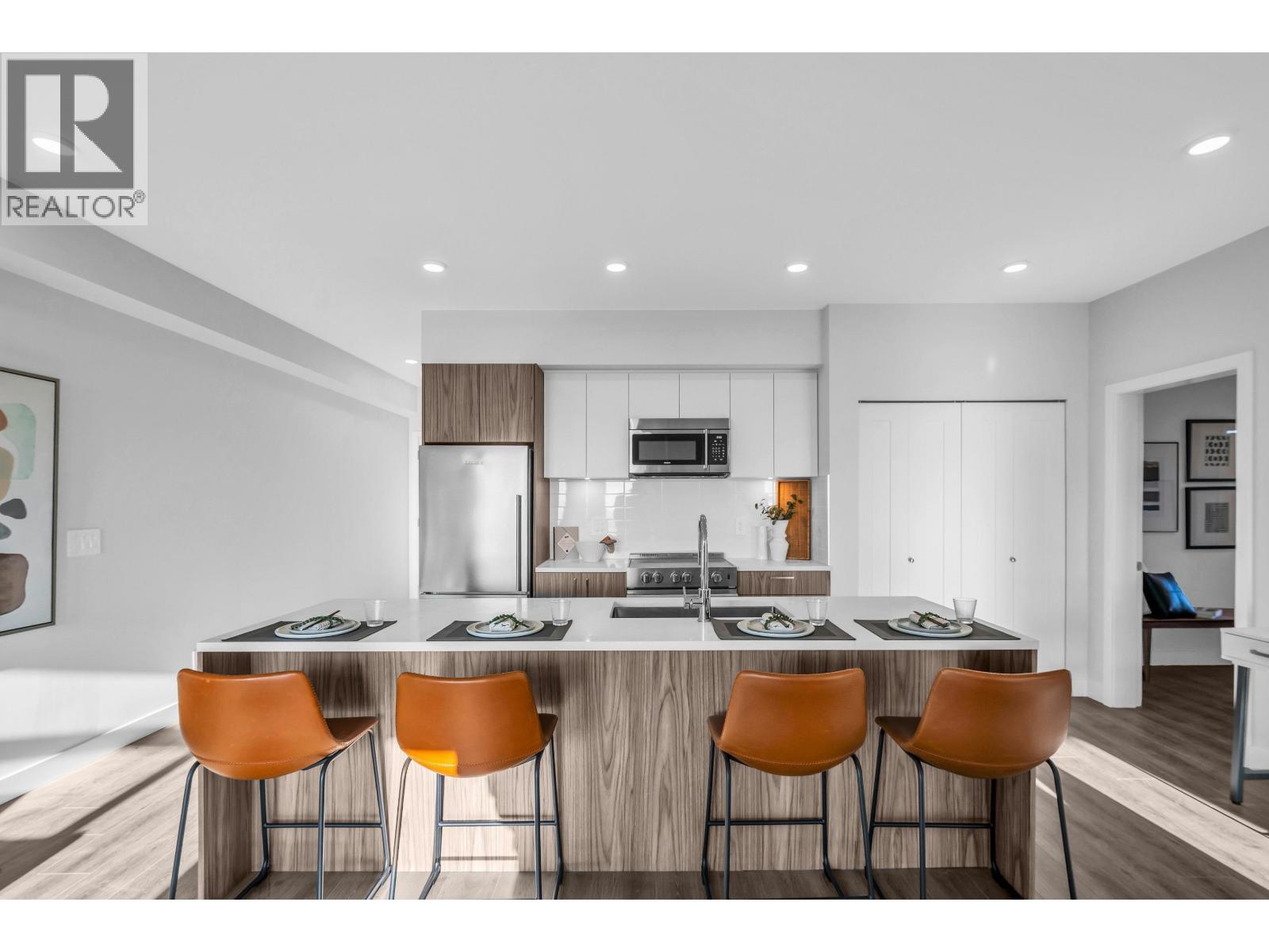 404 5535 Hastings Street, Burnaby, British Columbia  V5B 1R2 - Photo 6 - R3025839