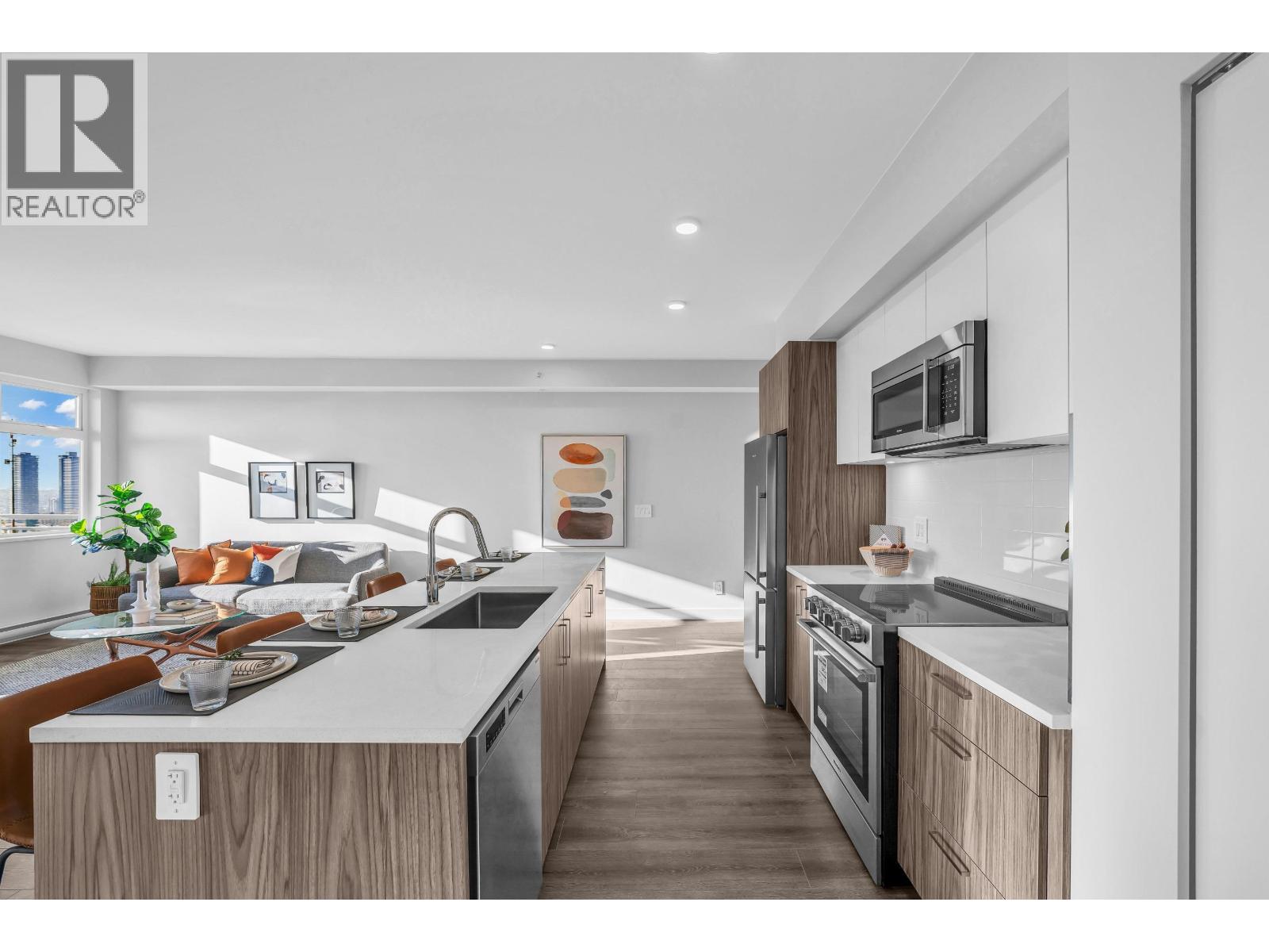 404 5535 Hastings Street, Burnaby, British Columbia  V5B 1R2 - Photo 8 - R3025839