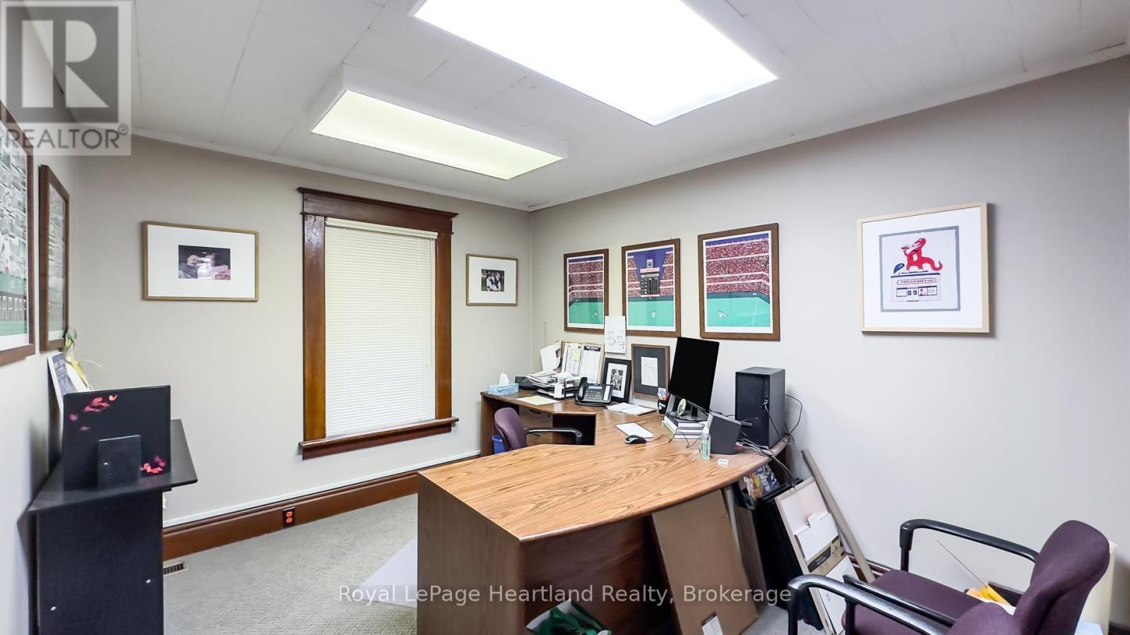 405 Queen St, North Huron, Ontario  N0M 1H0 - Photo 10 - X12279858