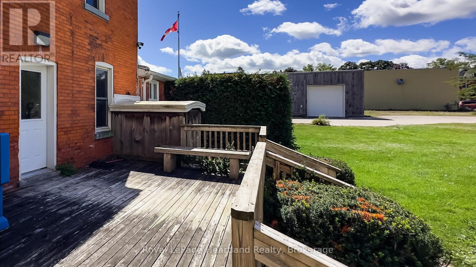 405 Queen St, North Huron, Ontario  N0M 1H0 - Photo 22 - X12279858