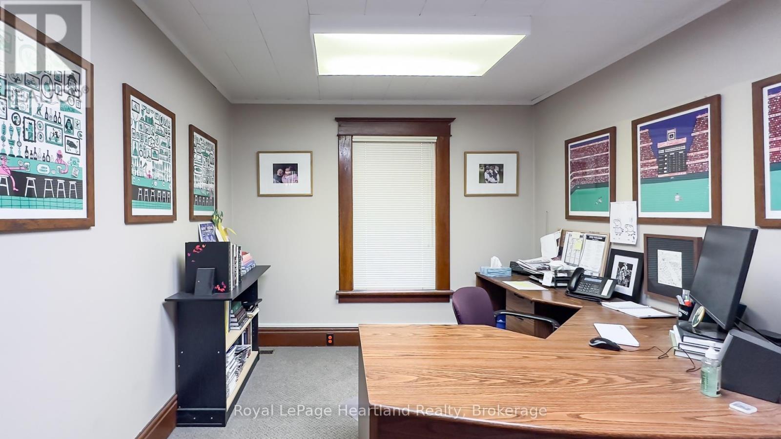 405 Queen St, North Huron (Blyth), Ontario  N0M 1H0 - Photo 9 - X12279858